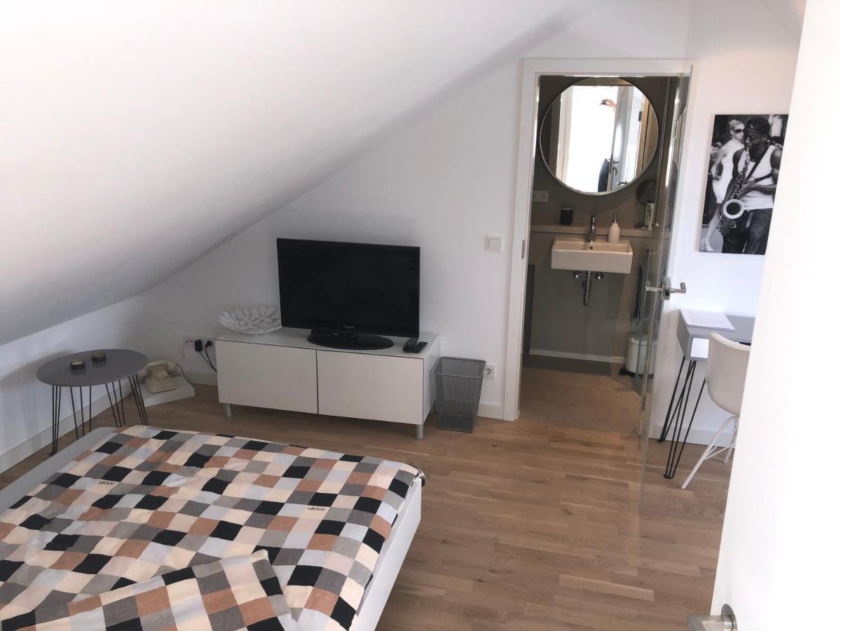 Privatzimmer Schoenfelder Düsseldorf Exteriér fotografie